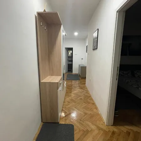 Venera Apartment *